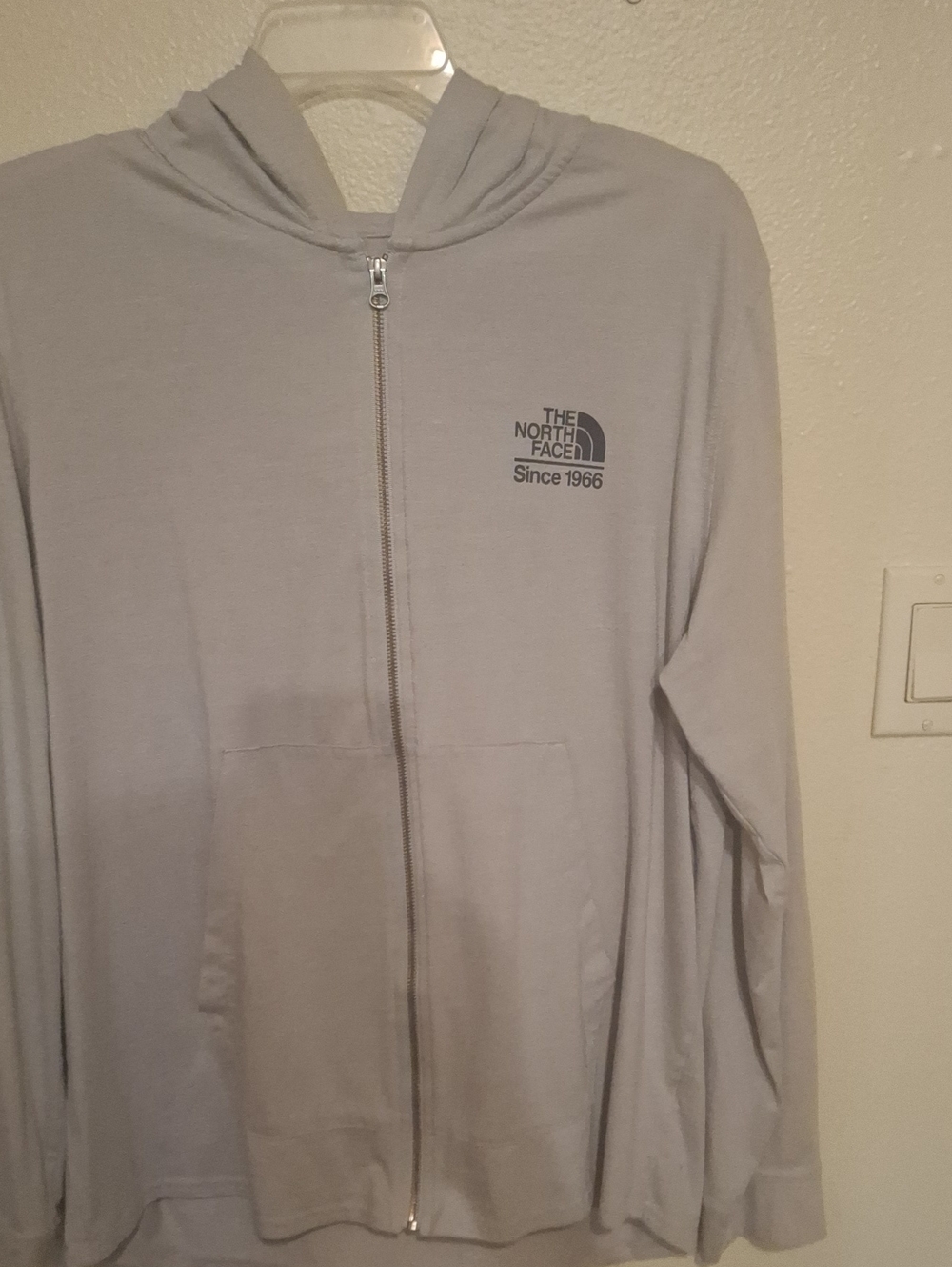 The North Face Light Gray Full-Zip Hooded Shirt Jacket
